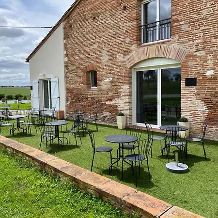 Ferme Binel à Ronsac Casa vacanze *