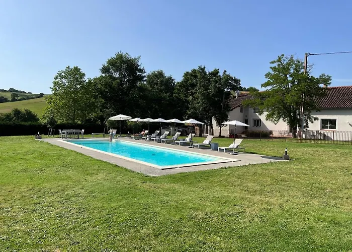 Ferme Binel à Ronsac Hébergement de vacances