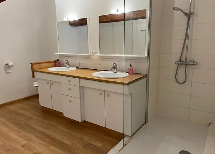 Ferme Binel à Ronsac * Aigrefeuille