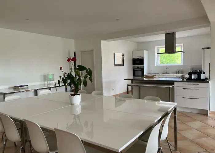 Ferme Binel à Ronsac Hébergement de vacances