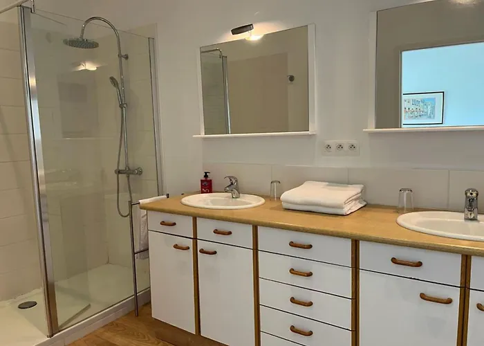 Ferme Binel à Ronsac Hébergement de vacances *